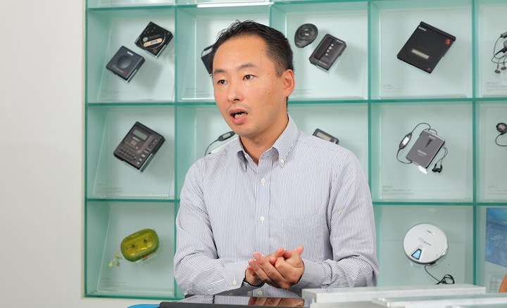 Мицунори Танака, разработчик продукта DMP-Z1 из подразделения Video & Sound Products