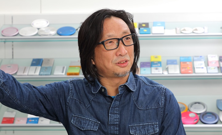 Хироаки Сато, ведущий инженер-звукотехник из подразделения Video & Sound Products, один из создателей DMP-Z1