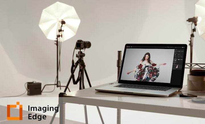 Изображение студии и логотипа приложения Imaging Edge