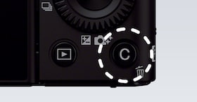 Крупный план кнопок цифровой камеры Sony DCS-RX100 III Cyber-shot